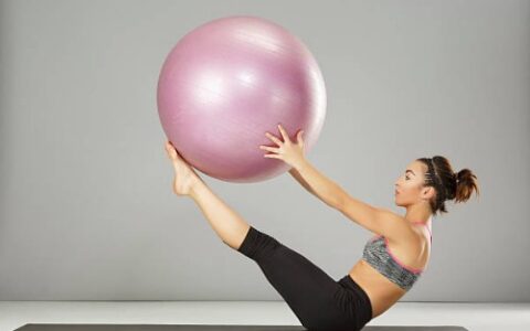 nicolas lippe renforcement musculaire coach coaching souplesse posture etirements pilate les angles-avignon gard yoga photos